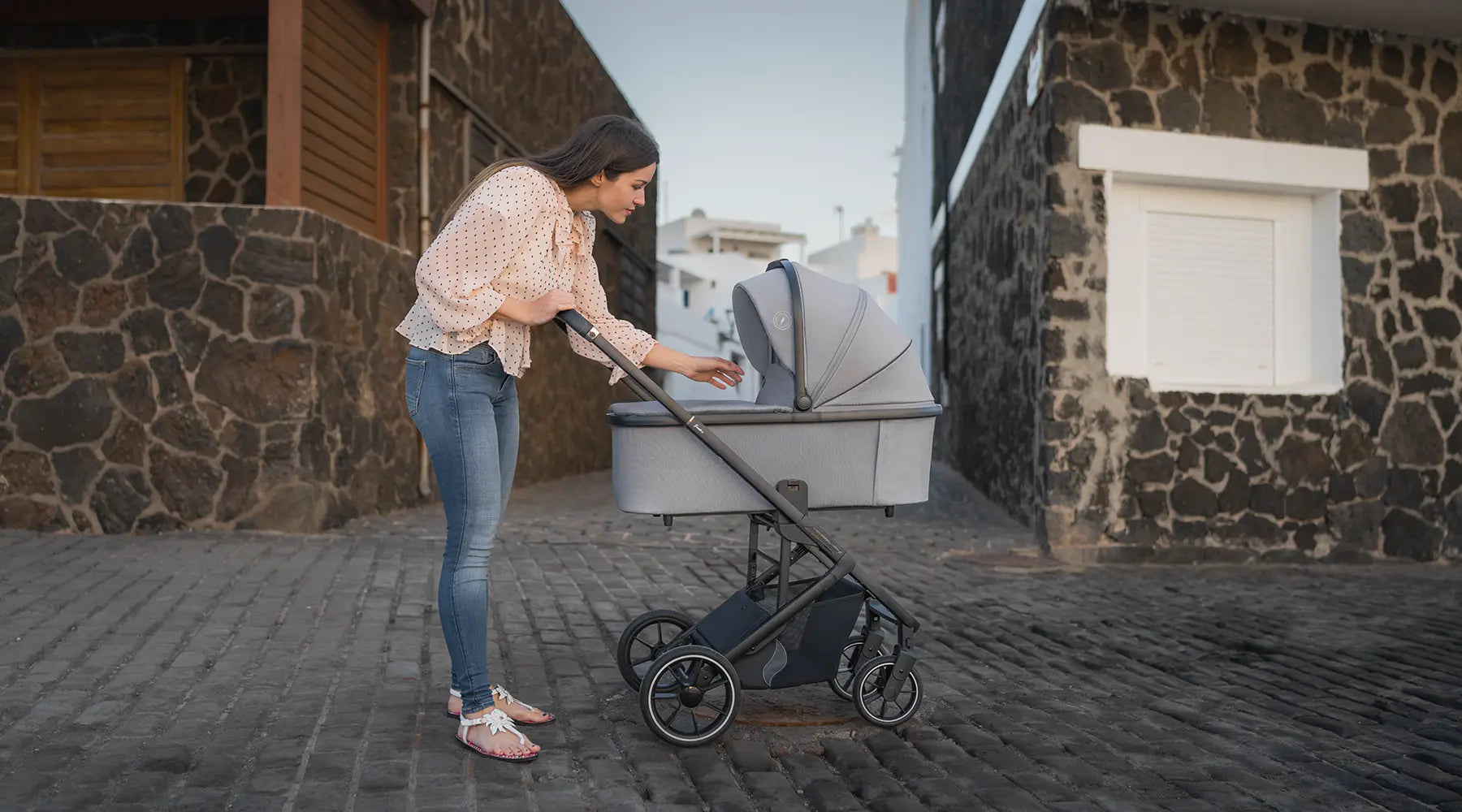 Baby im Kinderwagen? Fertig? Und los gehts!