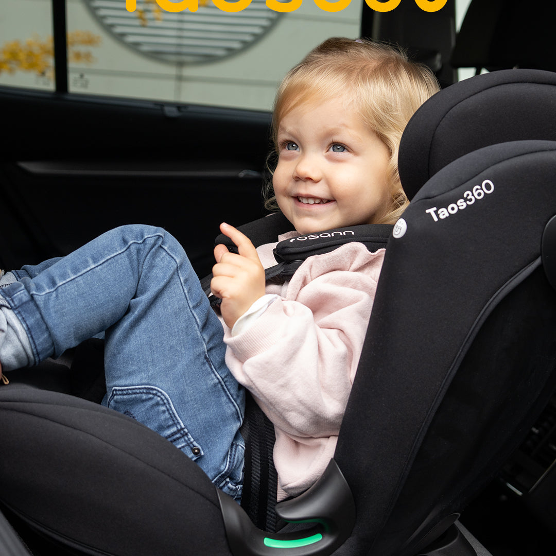 Kind im Kindersitz Taos360