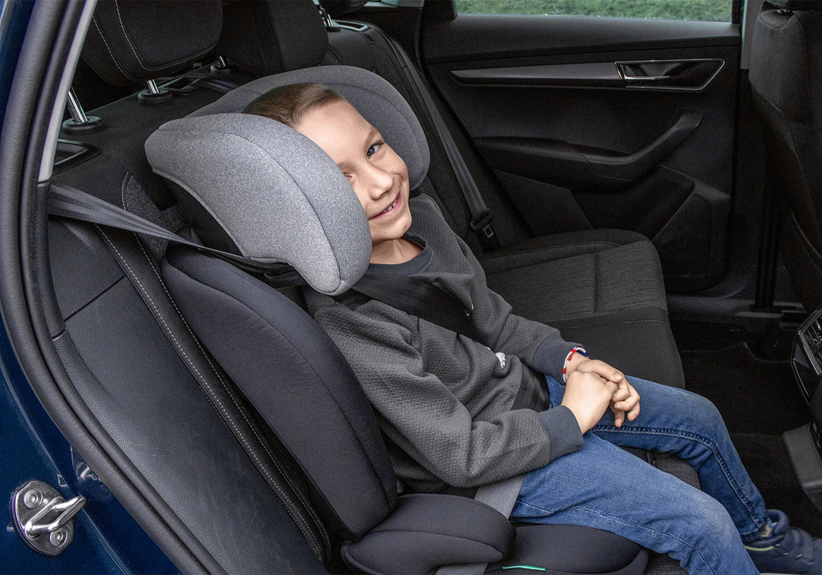 Booboo Safety oslo Kindersitz im Auto mit Kind